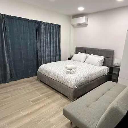 Academys Modern By Urban Retreat Apartment Athen